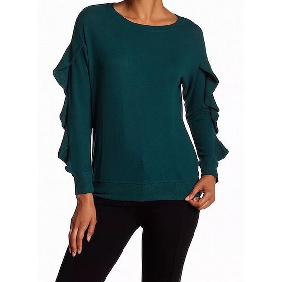 Harlowe & Graham Sweaters - 🐳2/$23 Nordstrom Harlowe & Graham ruffled sweater